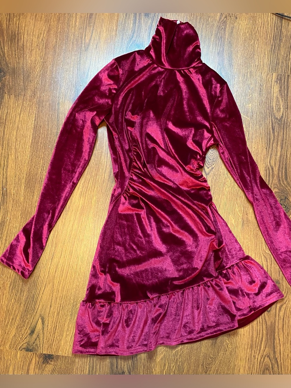 🎀🌷 Red Velvet Ruched Ruffle Mini Dress 🌷🎀 NWT - Picture 10 of 10